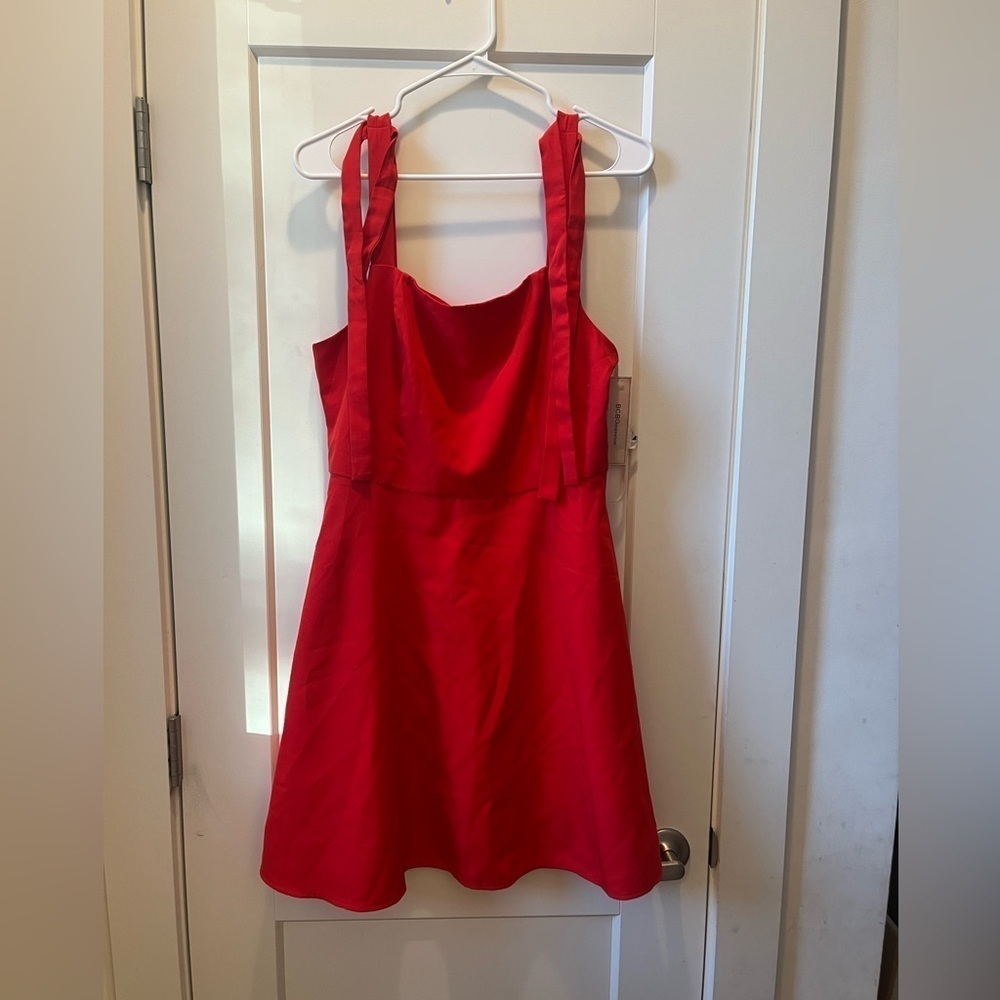 BCBGeneration Women's Sleeveless Red Mini Dress with Shoulder Tie size 12